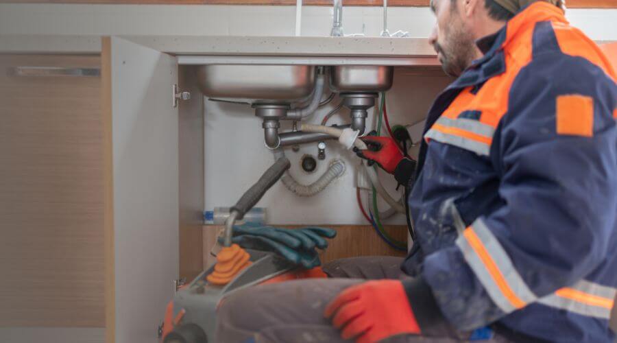 Professional slab leak plumber services in Warren, IN
